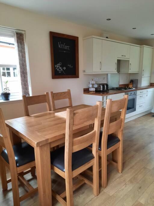 Fir Tree Cottage Blairgowrie and Rattray ภายนอก รูปภาพ